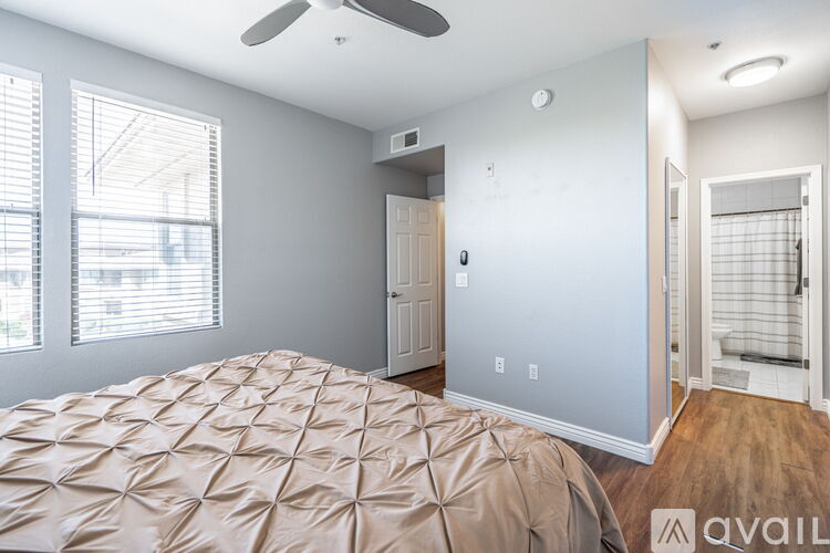 20100 N 78th Pl, Unit 3126 Rental photo 3